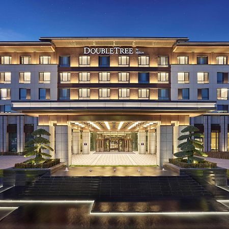 Отель Doubletree By Hilton Beijing Badaling Yanqing Экстерьер фото