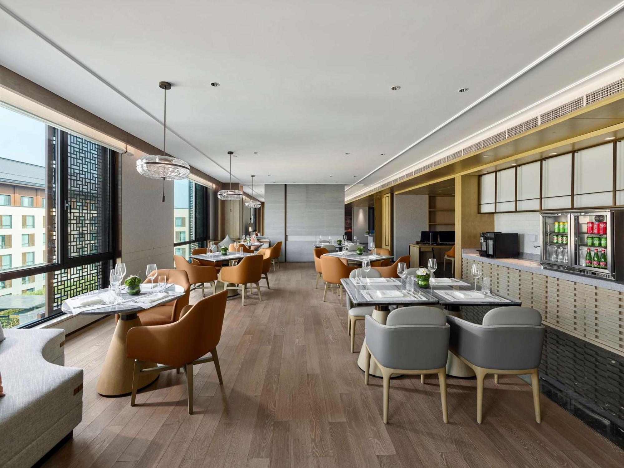 Отель Doubletree By Hilton Beijing Badaling Yanqing Экстерьер фото