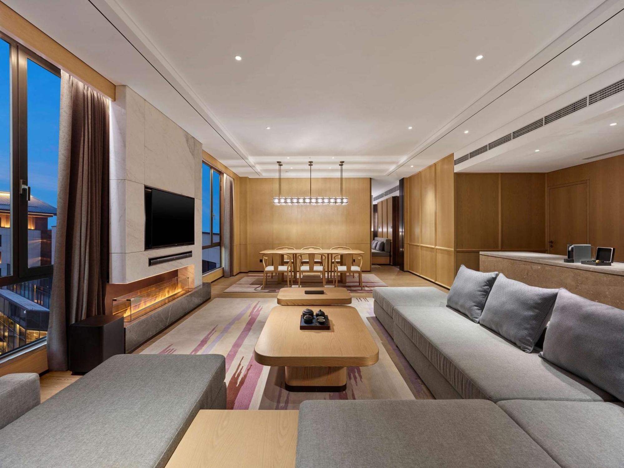 Отель Doubletree By Hilton Beijing Badaling Yanqing Экстерьер фото