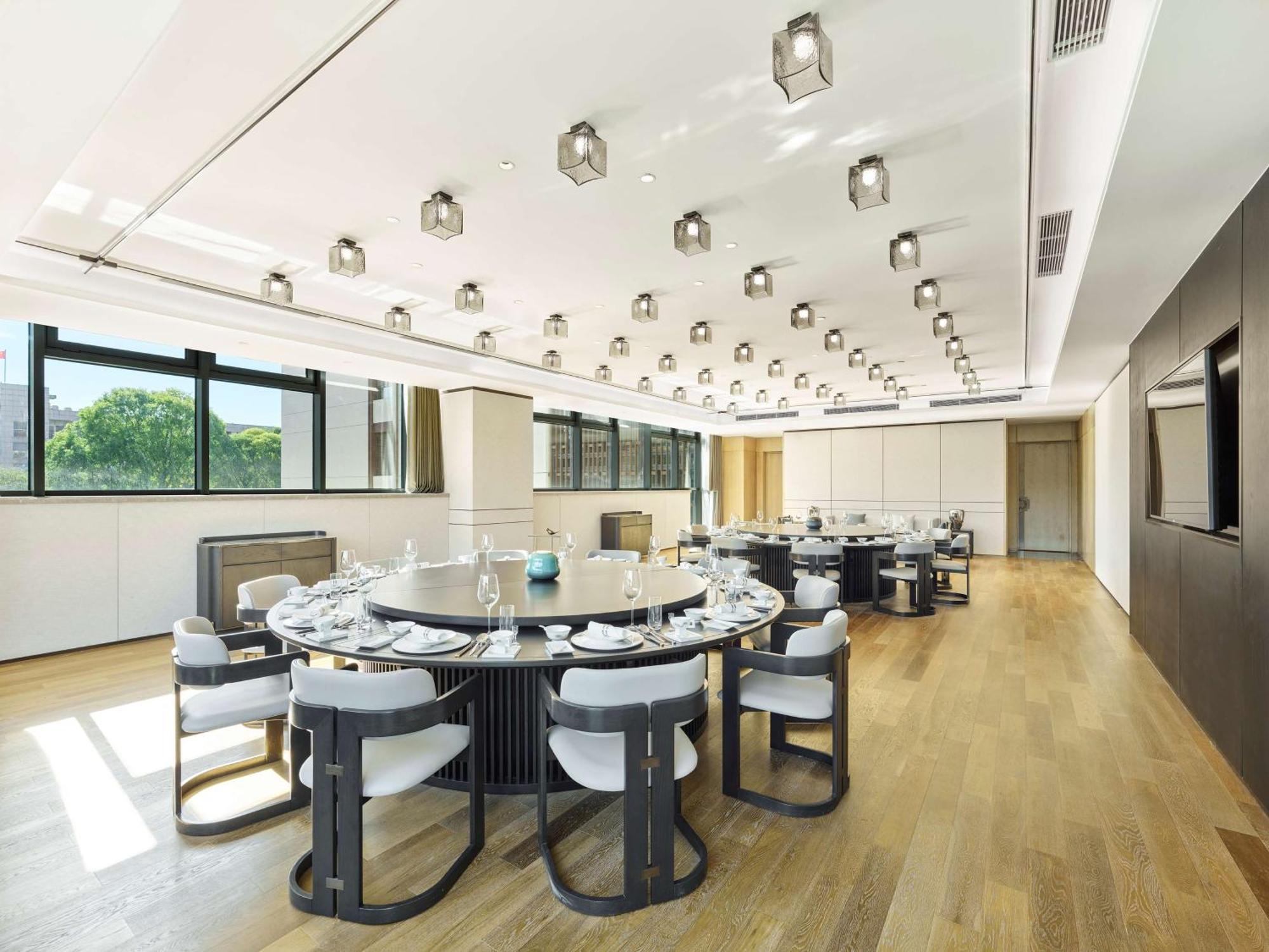 Отель Doubletree By Hilton Beijing Badaling Yanqing Экстерьер фото