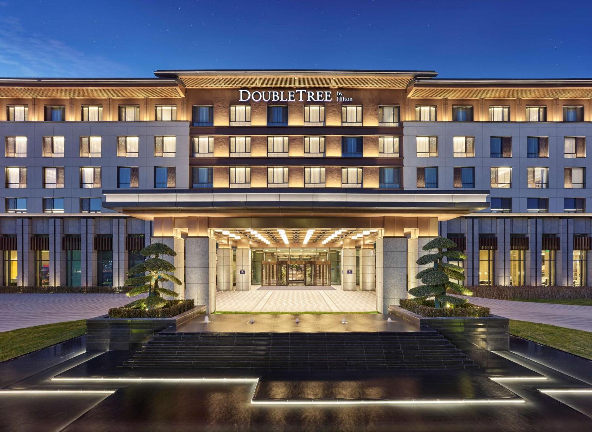 Отель Doubletree By Hilton Beijing Badaling Yanqing Экстерьер фото